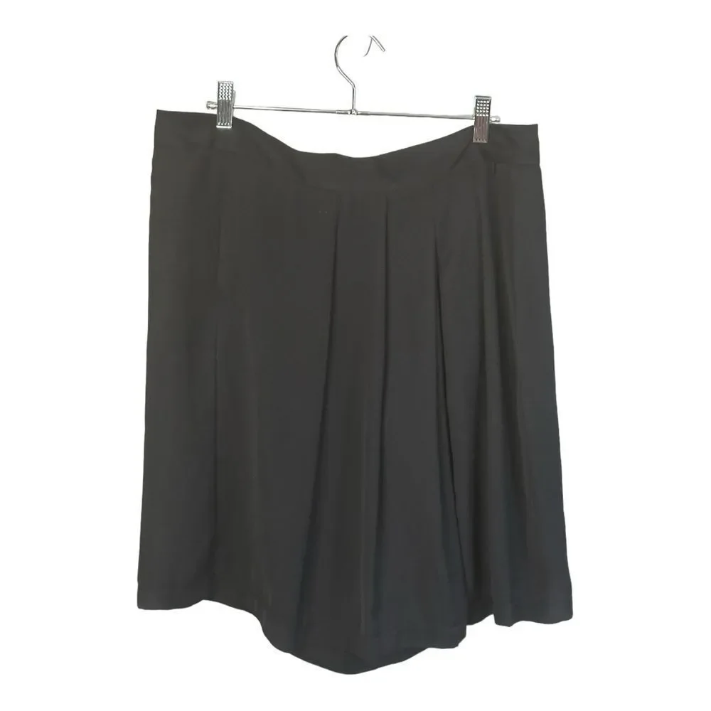 NWT Worthington size 14 black dress shorts flowy skirtlike